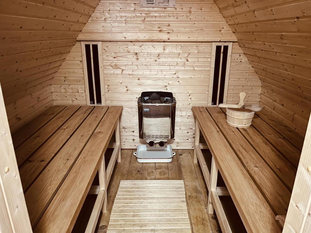 Ferienwohnung De Windroos 보른 외부 사진