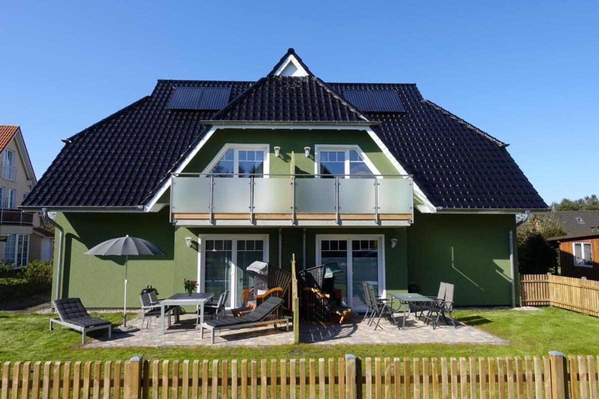 Ferienwohnung De Windroos 보른 외부 사진