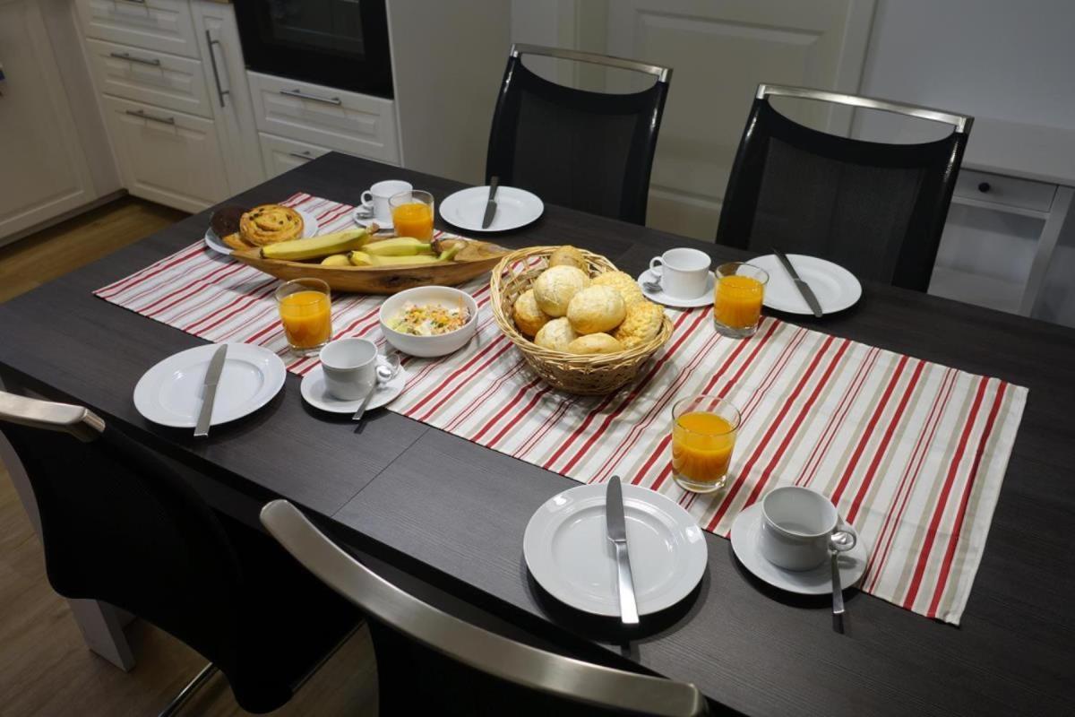 Ferienwohnung De Windroos 보른 외부 사진